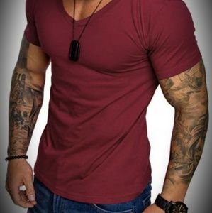 V neck sold red T-shirt
